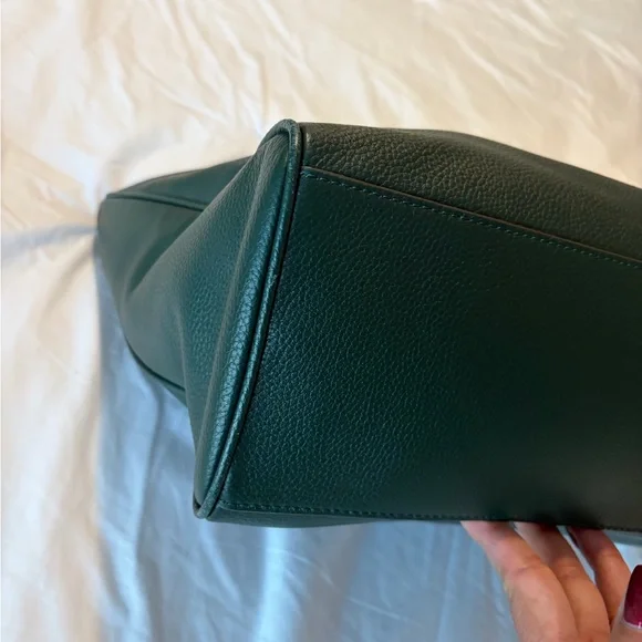EUC Tory Burch Green Leather Shoulder Bag - Picture 6 of 13